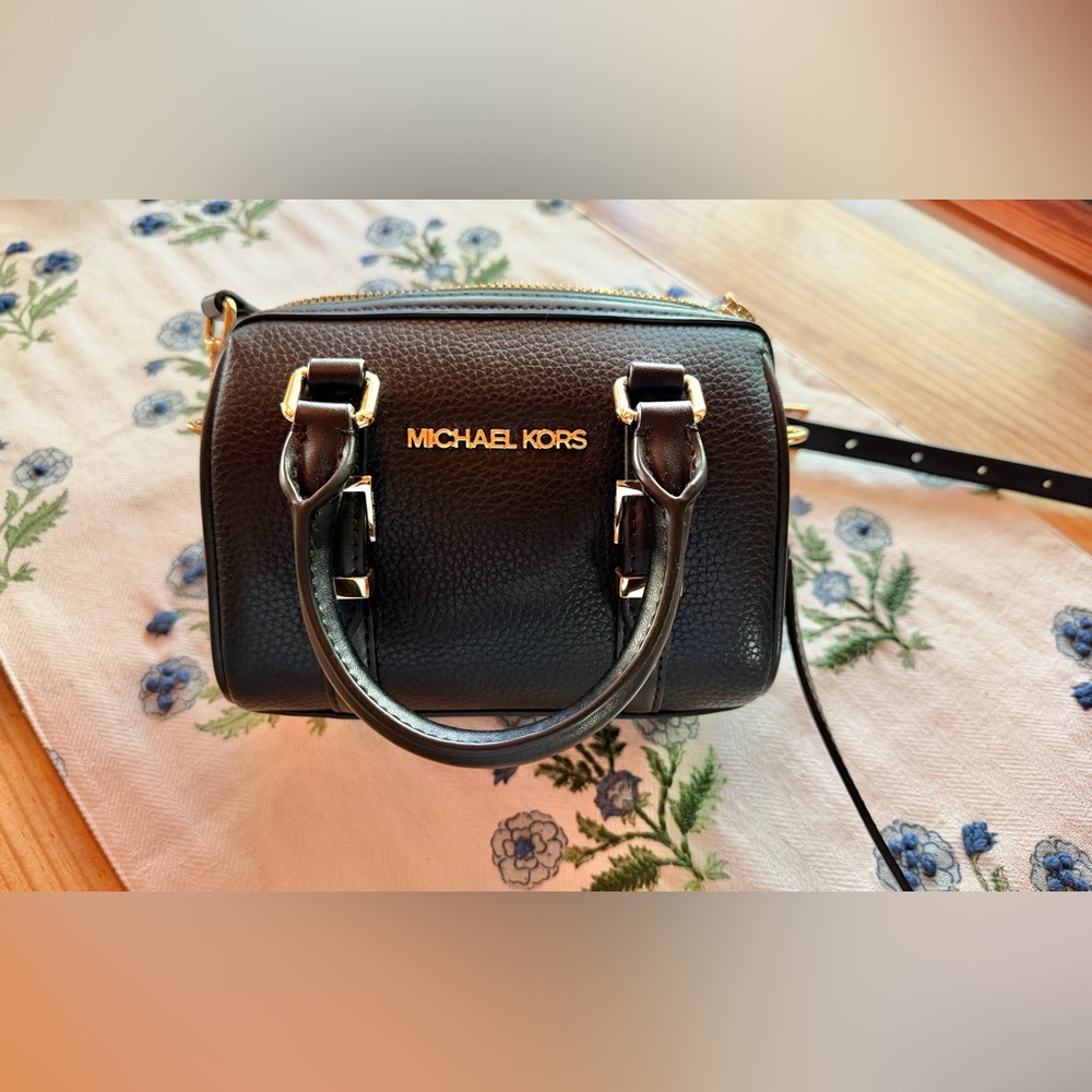 MICHAEL KORS Black Leather Mini Satchel - Picture 2 of 12